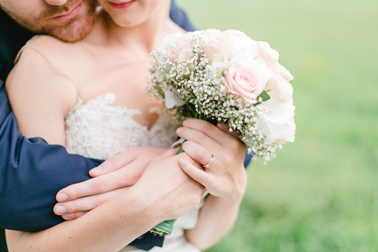 Niagara orchard wedding ceremony pear trees